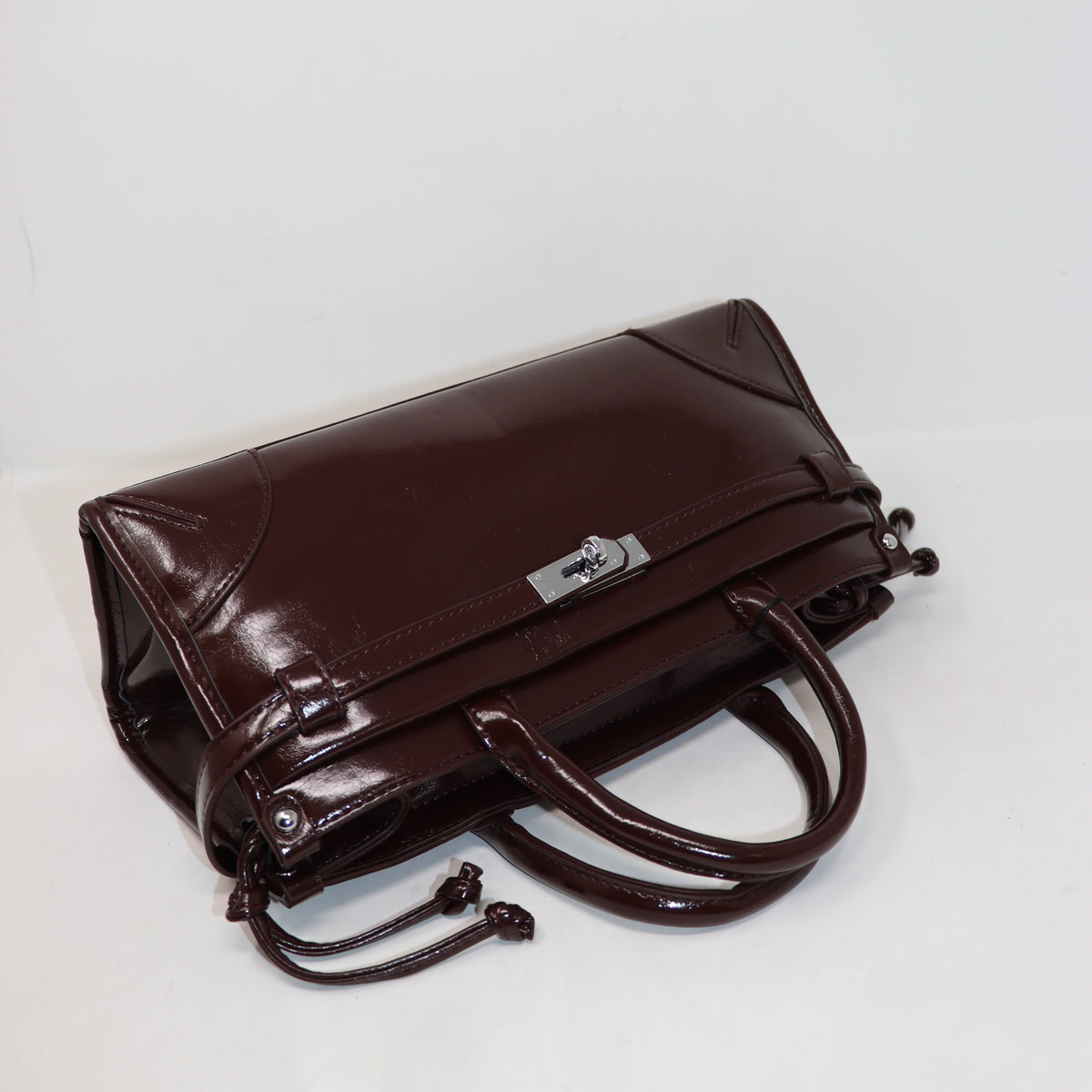 BORSA CON MANICO CON TRACOLLA, MODA, AESTHETIC, INSPO, OUTFIT, DAILY, CHIC, SOFT LUX