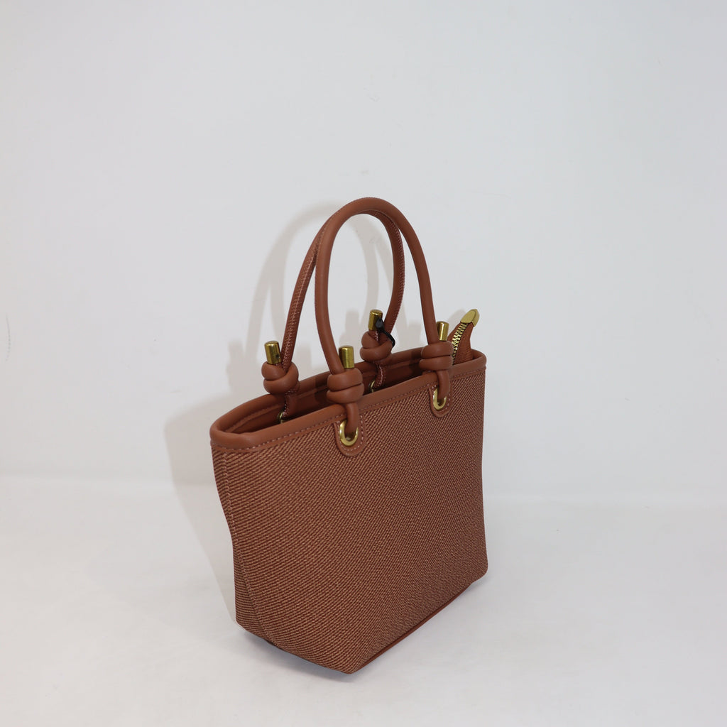 BORSA A MANICO CON TRACOLLA, MODA, AESTHETIC, INSPO, OUTFIT, DAILY, CHIC
