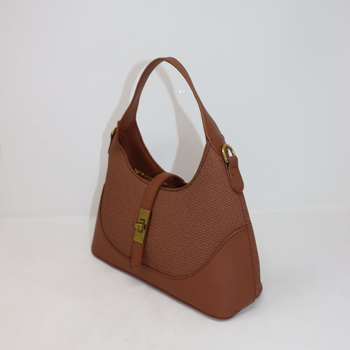 BORSA A MANICO CON TRACOLLA, MODA, AESTHETIC, INSPO, OUTFIT, DAILY, CHIC