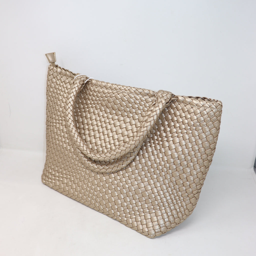 TOTE INTRECCIATA LARGE A SPALLA CON BEAUTY