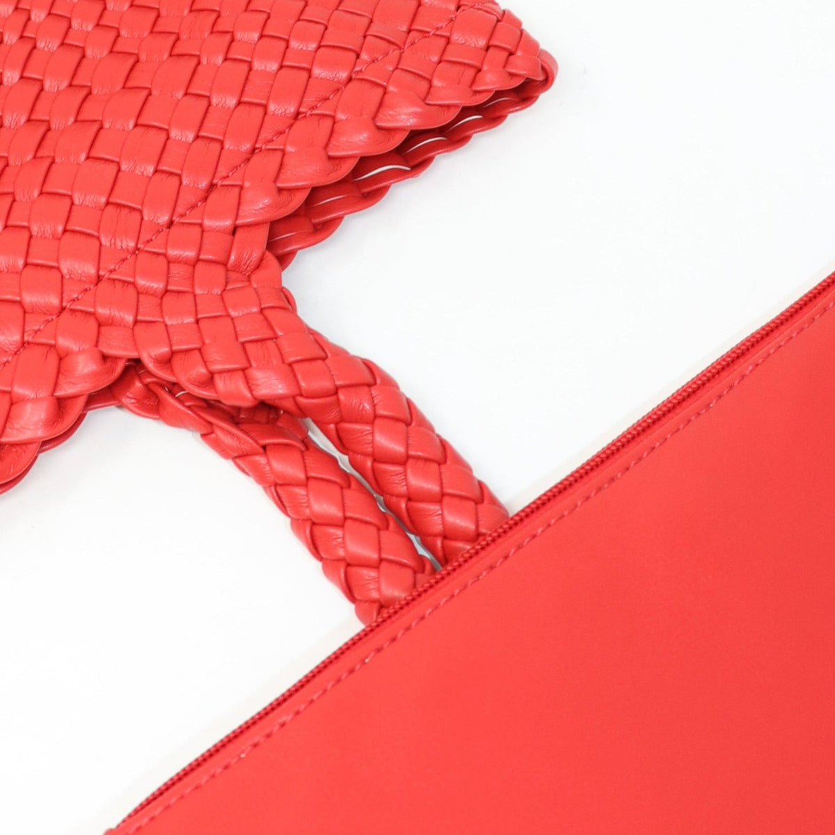 TOTE INTRECCIATA LARGE A SPALLA CON BEAUTY